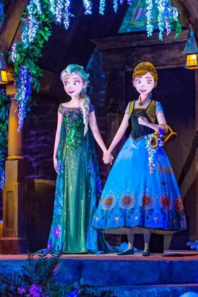 Closeup of a scene from the Frozen Ever After ride, featuring Queen Elsa and Princess Anna, at Disney World's Epcot theme park.