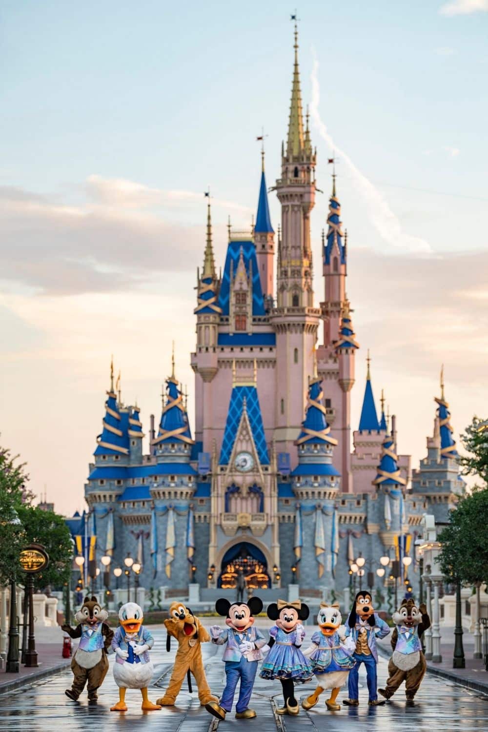 Magic Kingdom Theme Park Guides & Tips Archives