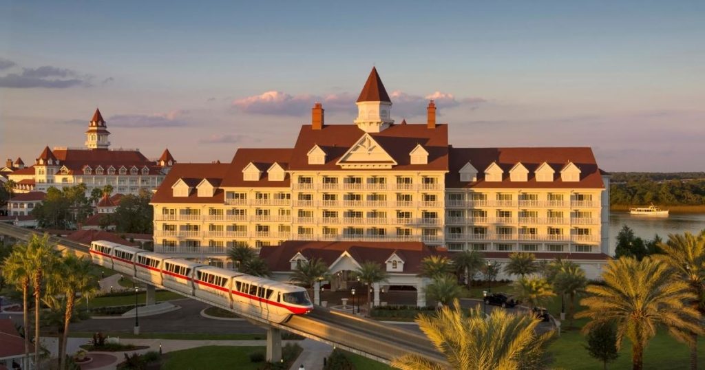Photo of the exterior of the Grand Floridian Resort on the monorail at Disney World.