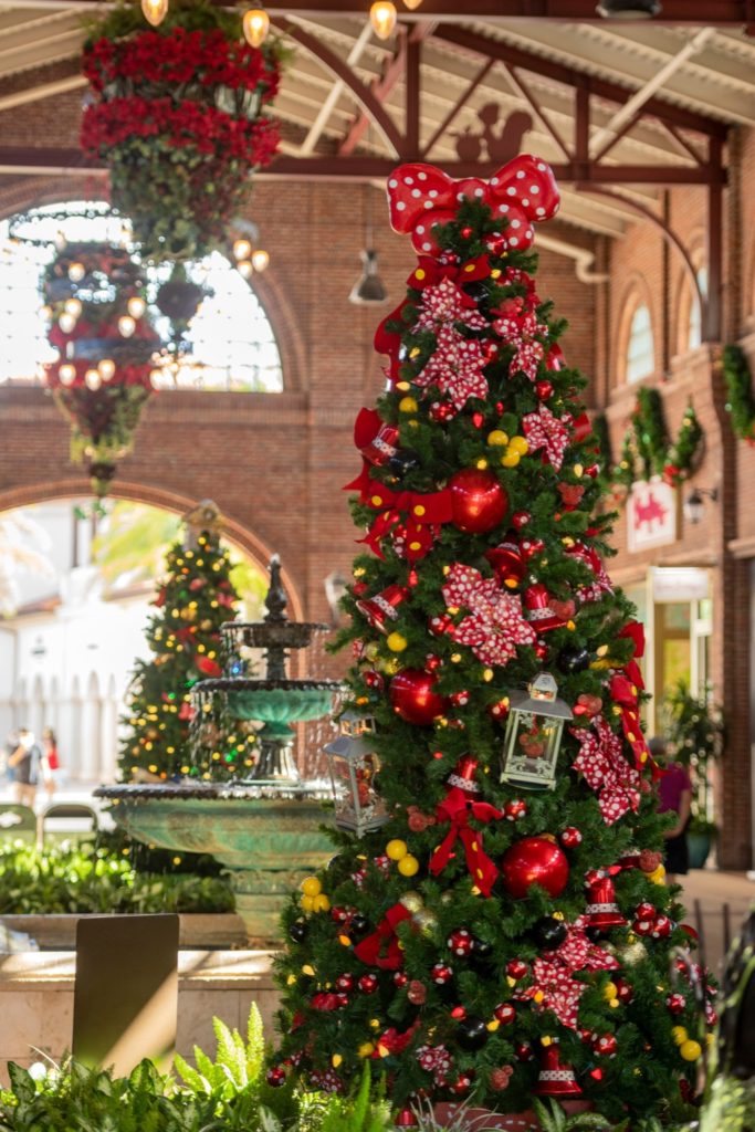 Photo of a Minnie Mouse themed Christmas tree at Disney Springs.