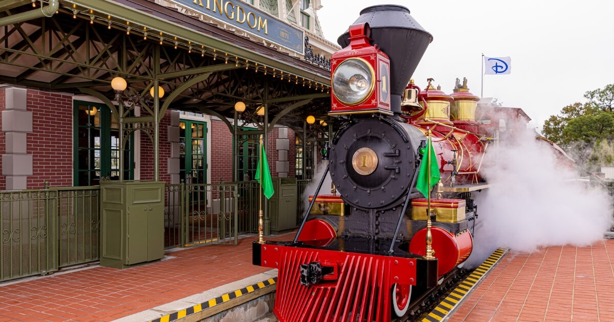 Photo of the Walt Disney World Railroad train at the Magic Kingdom main stop.