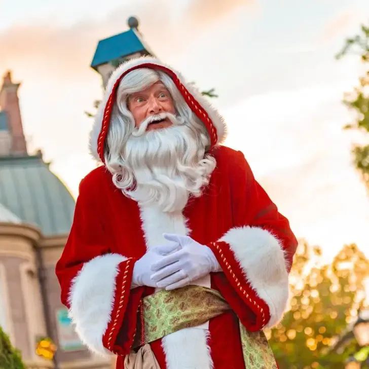 Closeup of Santa Claus at Epcot.
