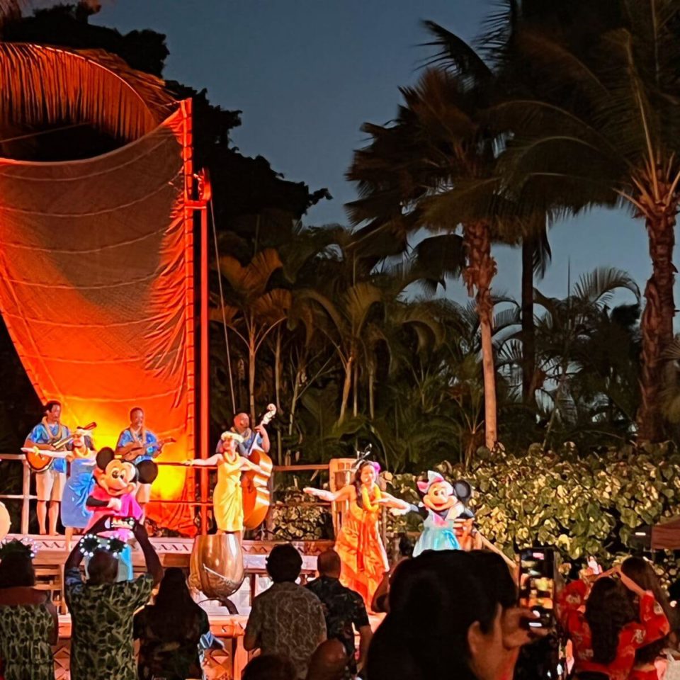 disney-aulani-luau-review-is-ka-wa-a-worth-it