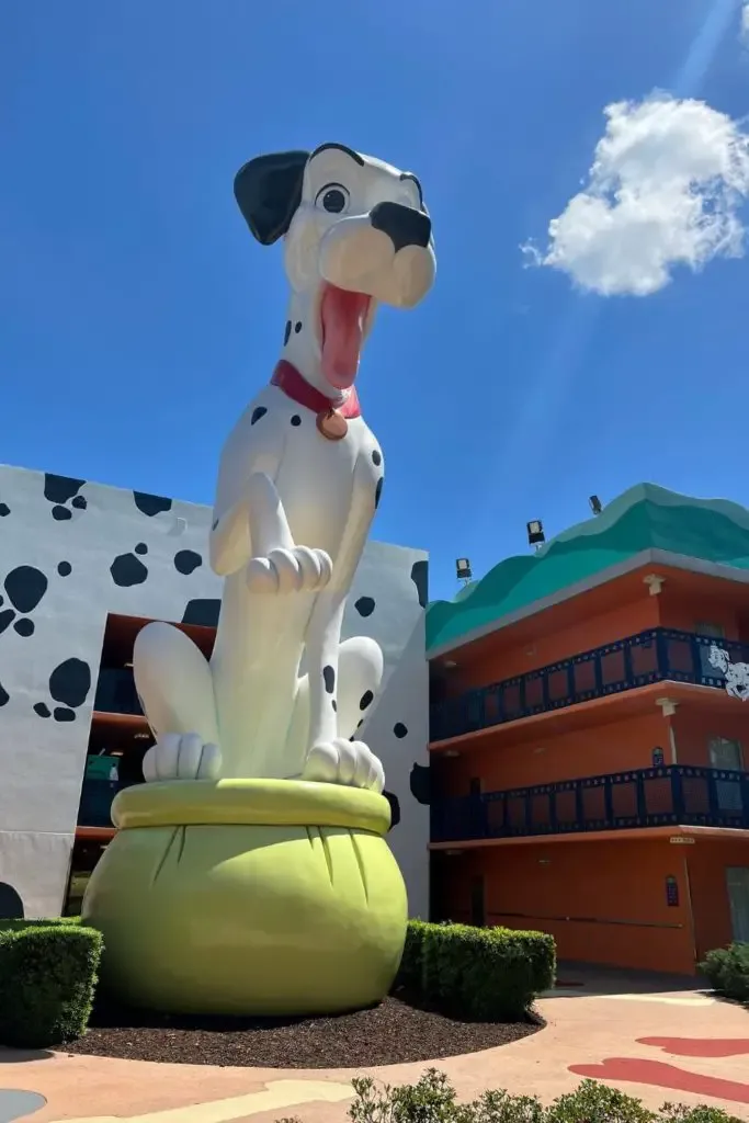 Photo of a giant statue of Pongo from 101 Dalmatians.
