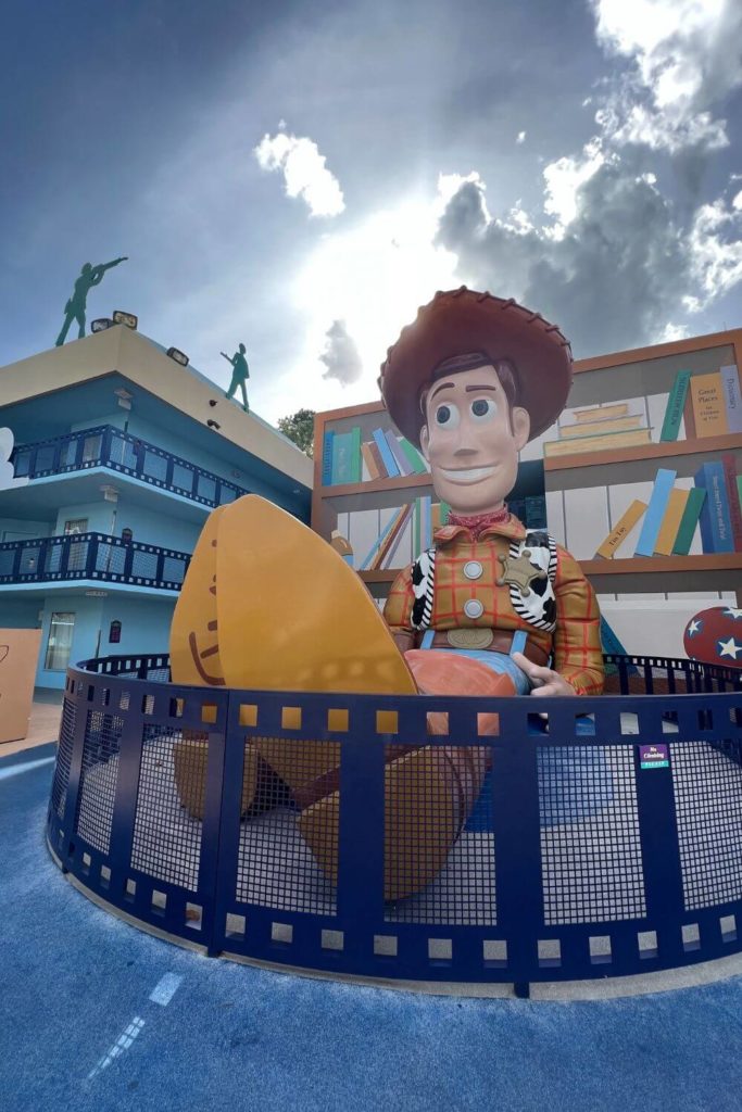 Photo of a giant larger-than-life statue of Woody from Toy Story.
