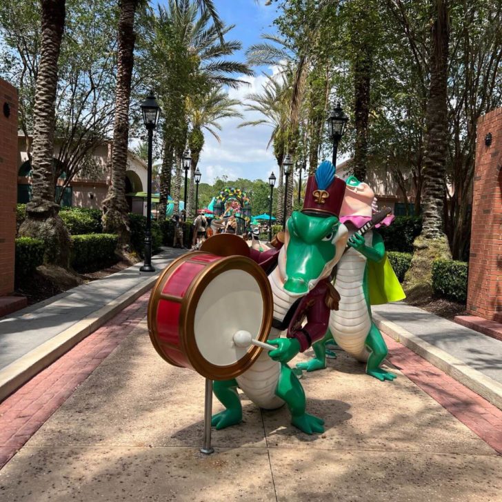 Photo of alligator statues playing jazz instruments at Port Orleans - French Quarter at Disney World.
