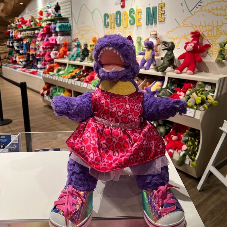 Photo of the build-a-bear dinosaur activity at T-Rex Disney Springs.