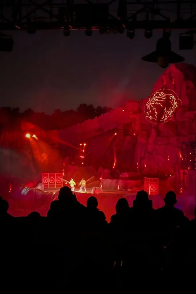 Photo of a scene in Fantasmic! from Mulan.