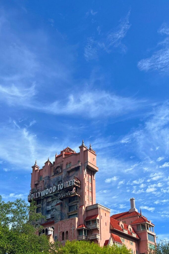 Photo of the Hollywood Tower Hotel and Tower of Terror ride.