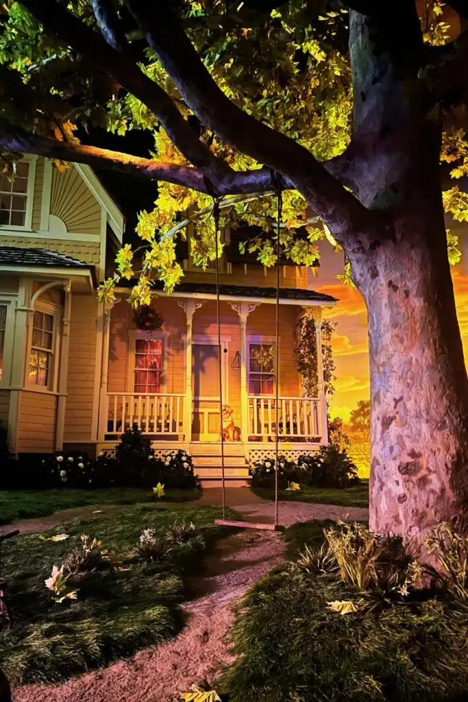 Photo of the farmhouse scene on Epcot's Living with the Land ride.